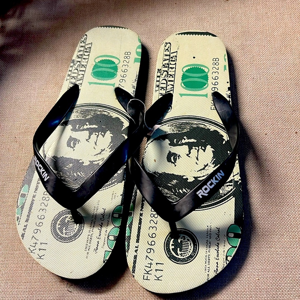 New Rockin $100 Bill Novelty Mens Sandals 9 Unique